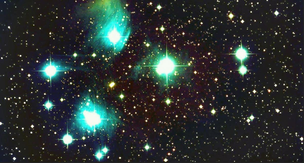 5_-_m45_-_les_pleiades.jpg