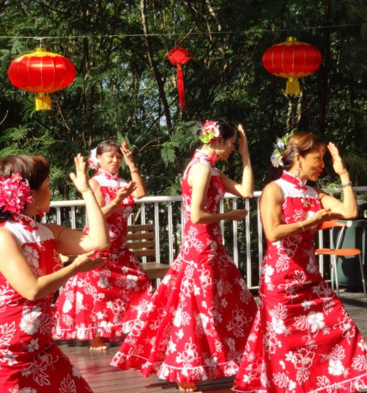 Danse tahitienne interprétée au son et au rythme d’une musique chinoise 20.jpg